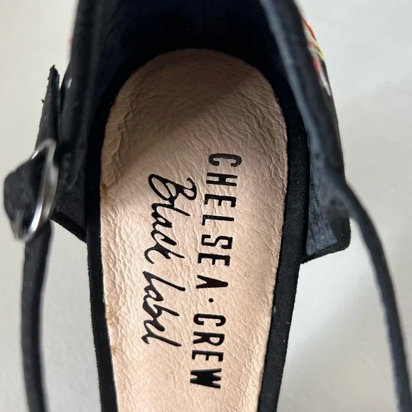 Chelsea-Crew Frenchie Black Faux Suede Chunk Heels Sz US 7 - Picture 9 of 13